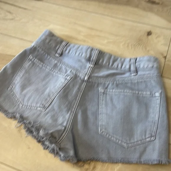 Free People Gray Cut Off Shorts Size 28 - Picture 5 of 9